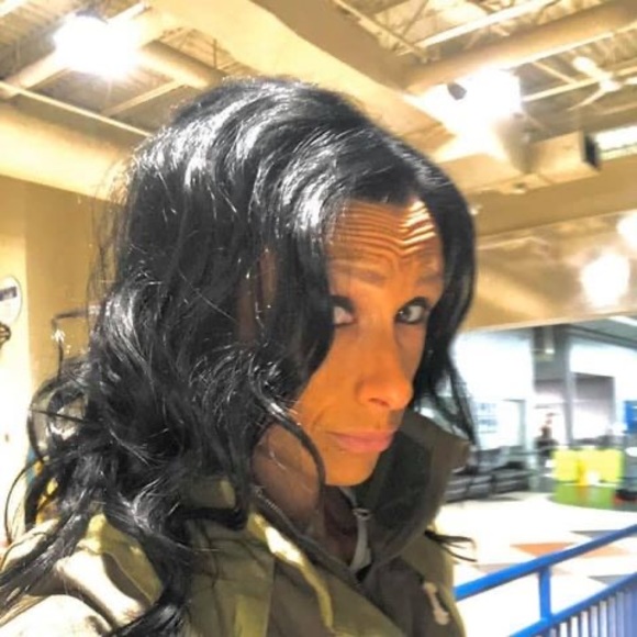 Meet your Posher, Vanessa - Picture 1 of 1